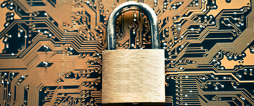 Mitigating Big Data Security Risks: An HR Perspective